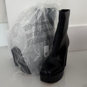 Express Black Heeled Boots